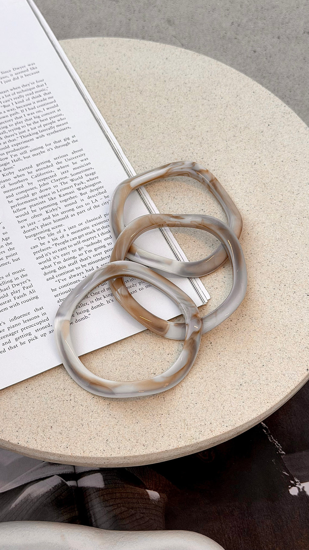 Farah Wave Bangle 3 Pack - Cream Marble