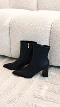 Xavion Boots - Black